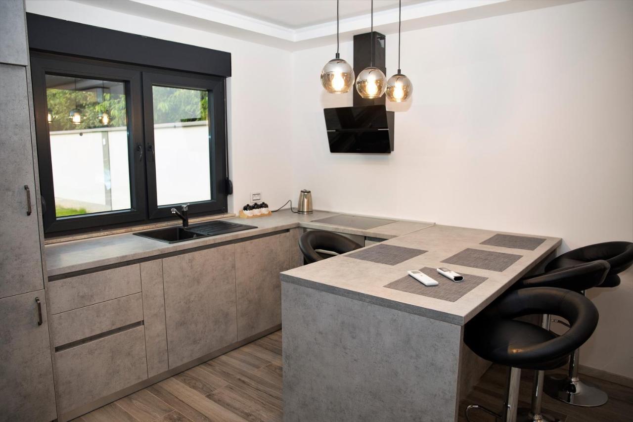 Luxury Villa Magic Kosor ภายนอก รูปภาพ